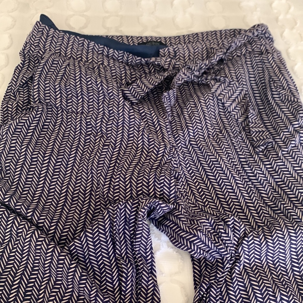 👖 - Picture 2 of 2